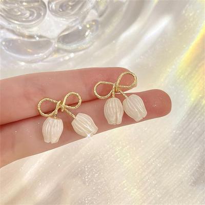 Tipsy Closet White Drop Earrings – Minimalist Elegance in Gold
