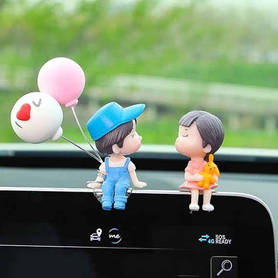 LoveBubble Romantic Couple Dashboard Figurine with Balloon