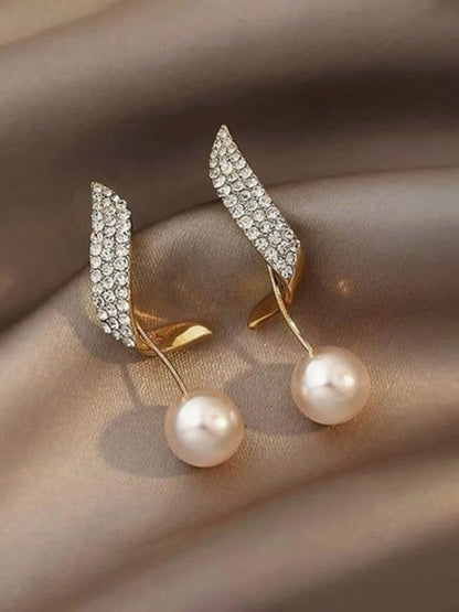 Lunaria Wing Tassel Earrings – Korean Pearl Drops with Celestial Grace